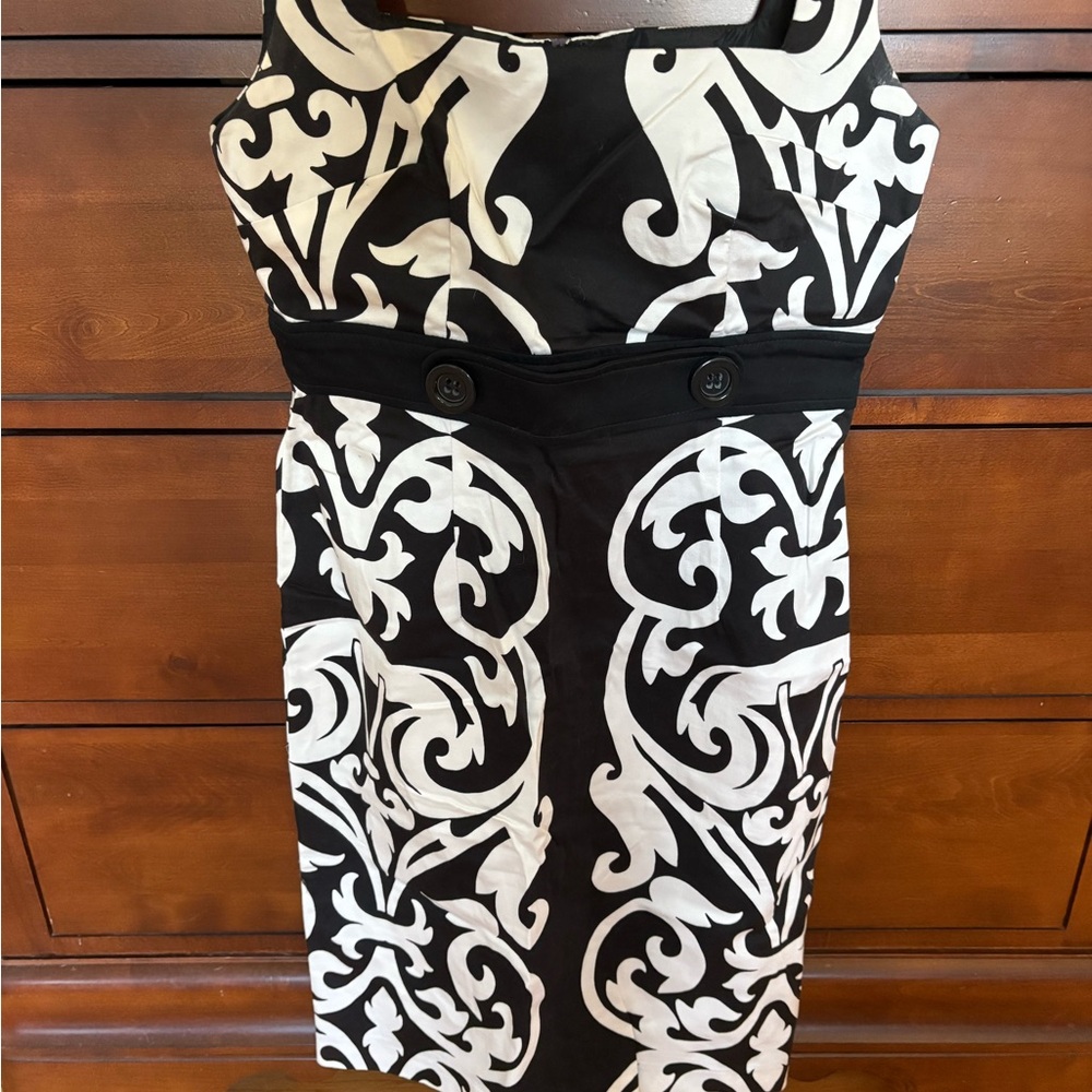 London Times Black and White Midi Dress